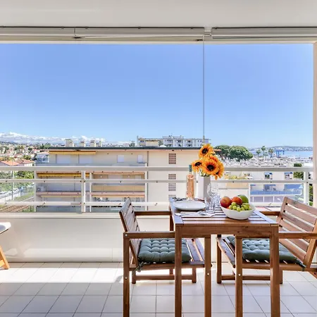 Port Azur Sea View - Happy Apartment