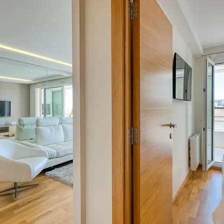 Sea View With Swimming Pool - Happy Διαμέρισμα Golfe-Juan