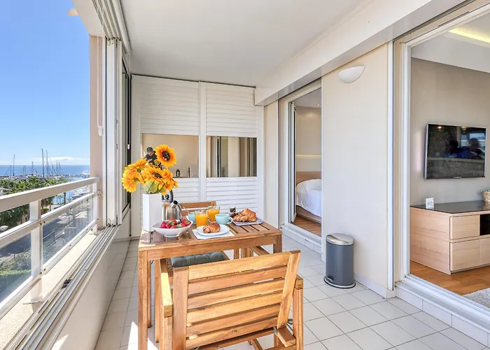 Appartement Port Azur Sea View - Happy Golfe-Juan